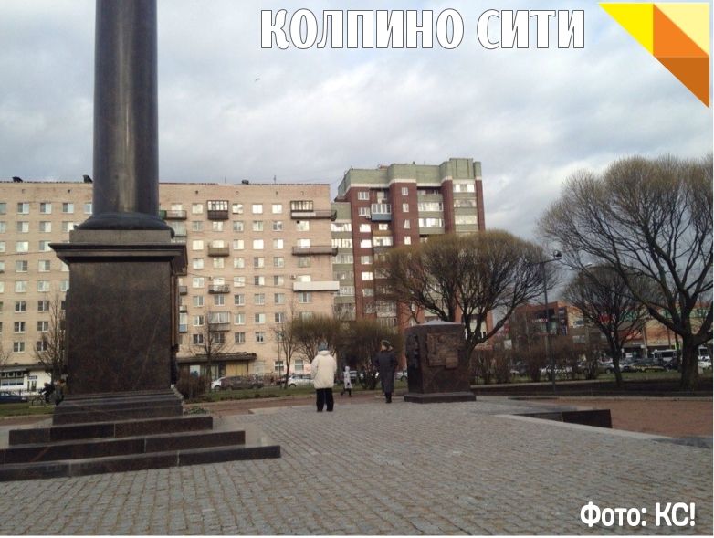 Барельефы заняли своё почетное место