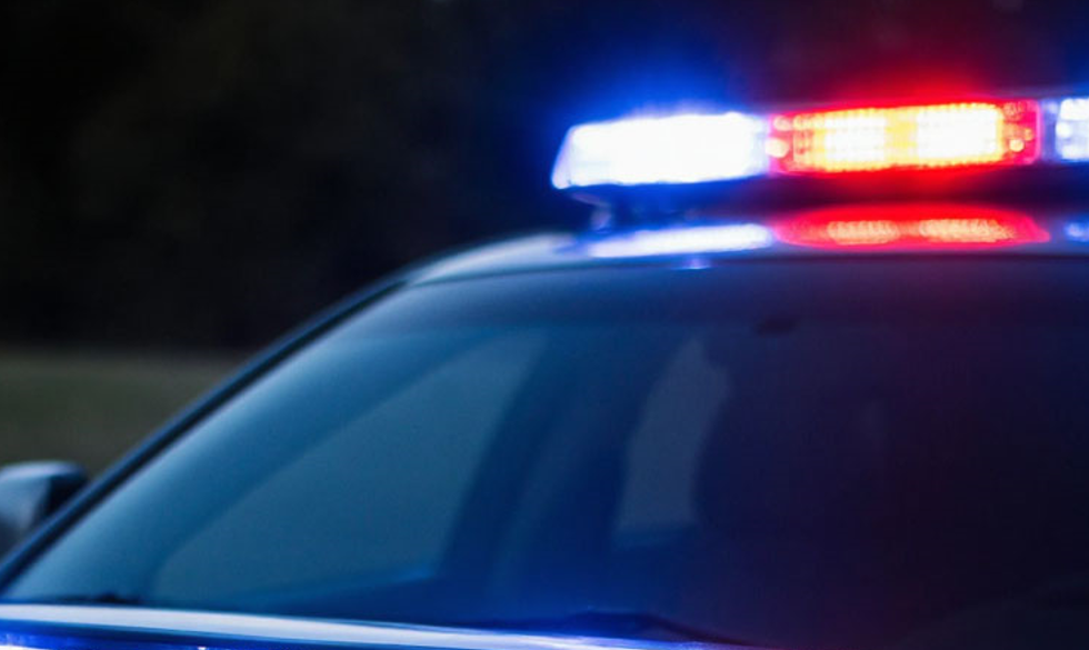 В Металлострое пьяные подростки разбили остановку