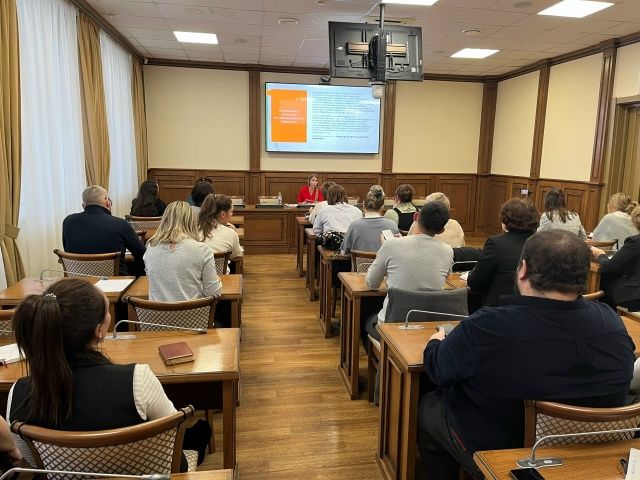 В администрации Колпинского района прошёл семинар по противодействию коррупции