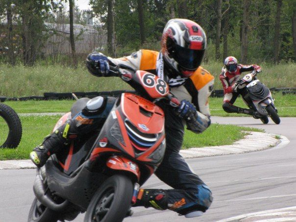 Результаты 3 этапа Чемпионата СПб по гонкам на скутерах и питбайках в Колпино 28.07.2013