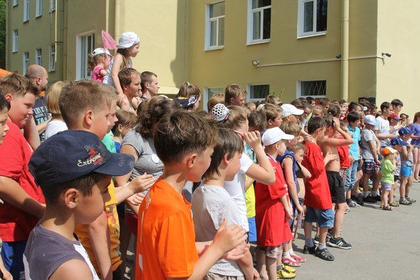 День рождения Санкт-Петербурга Колпино отметило массовым легкоатлетическим пробегом День рождения Санкт-Петербурга Колпино отметило массовым легкоатлетическим пробегом