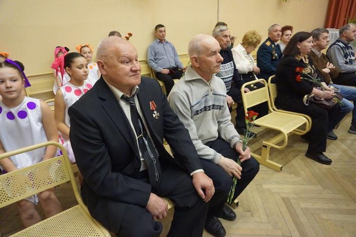 В Колпинском районе прошли первые мероприятия, приуроченные к 30-летию катастрофы на Чернобыльской атомной электростанции