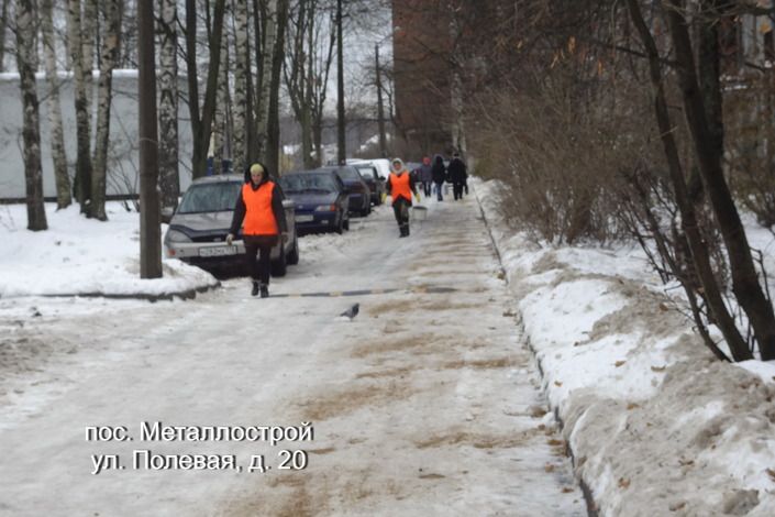 С территории Колпинского района вывезено более 800 куб. м. снега