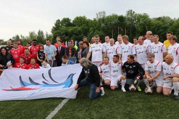 Александр Жуков поддержал наших земляков