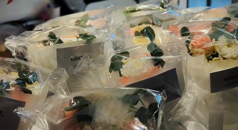 Медиапроект, подготовленный Домом молодёжи «Колпинец» совместно с гимназией № 446 к Дню матери