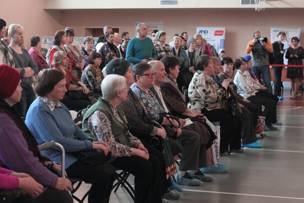 Елена Киселева: «Город должен сам идти к колпинцам!»