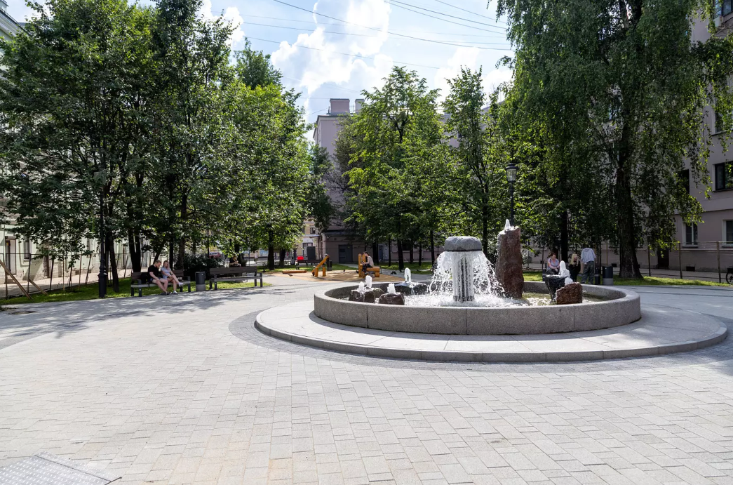 В последние дни сентября в Колпино и Пушкине помоют фонтаны