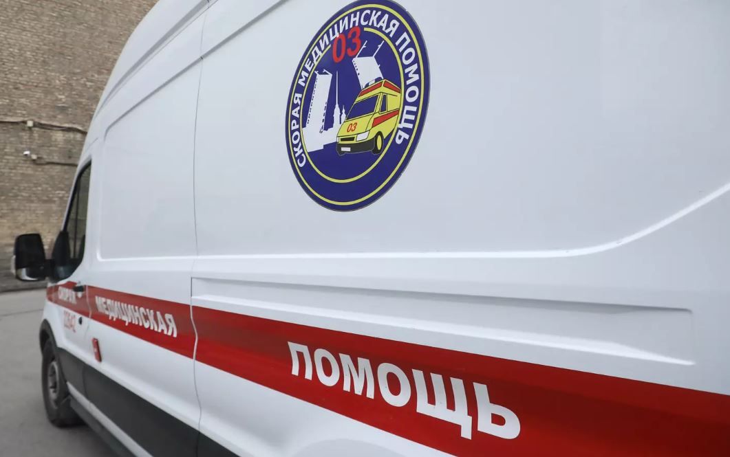В Колпино неадекват избил фельдшера скорой помощи