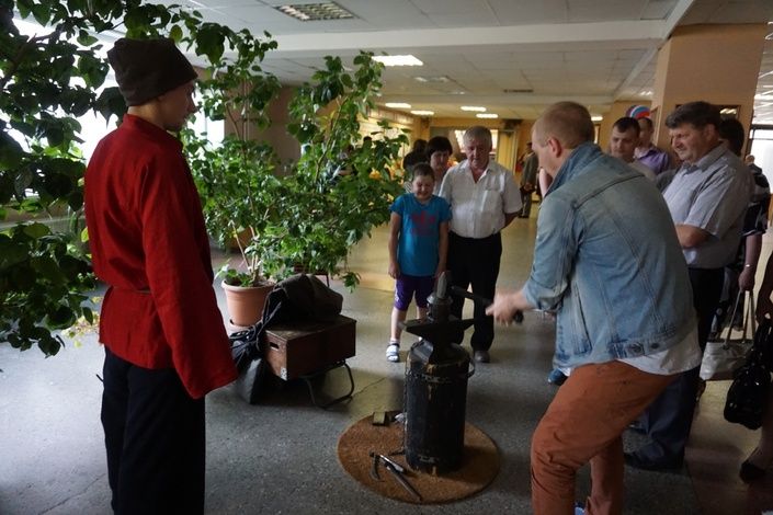 В Колпинском районе прошли мероприятия, посвященные празднованию Дня металлурга