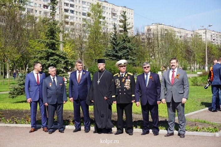 ФОТО: Торжественный митинг у стелы