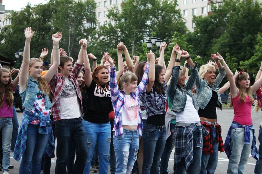 Состоялась уличная акция "Мы - молодежь с позицией активной!" Состоялась уличная акция "Мы - молодежь с позицией активной!"
