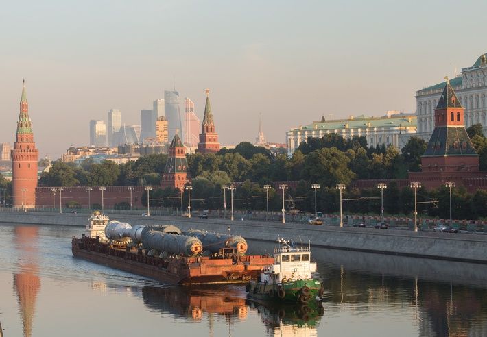 На Московском НПЗ установили в рабочее положение оборудование,  изготовленное Ижорскими заводами