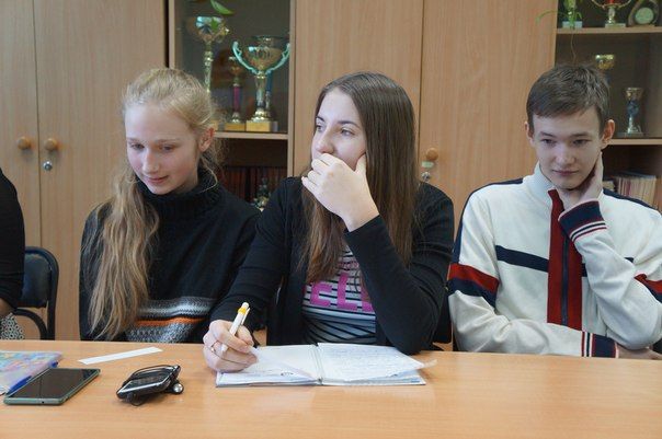 Встреча молодежи с конькобежцем, мастером спорта России