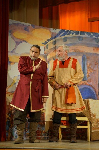 Прошел спектакль "Славим отечество"