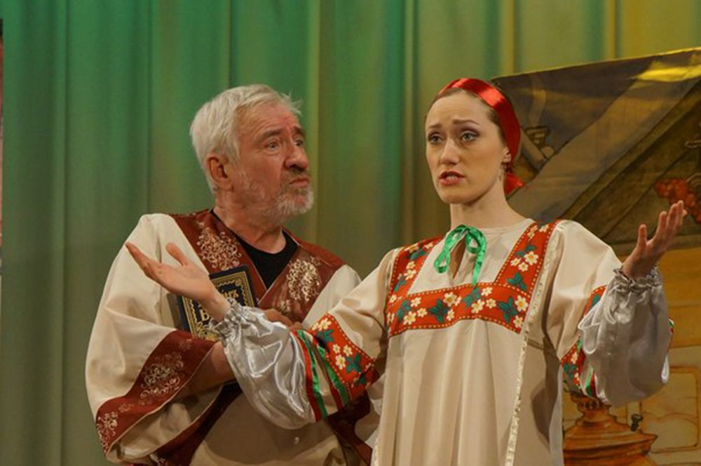 Завершился показ спектакля "Снегурочка" в исполнении Театра "Новое Поколение"