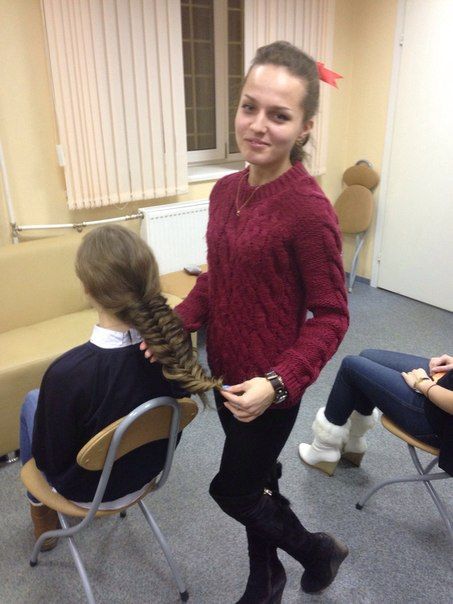 Прошел увлекательный мастер-класс по плетению кос