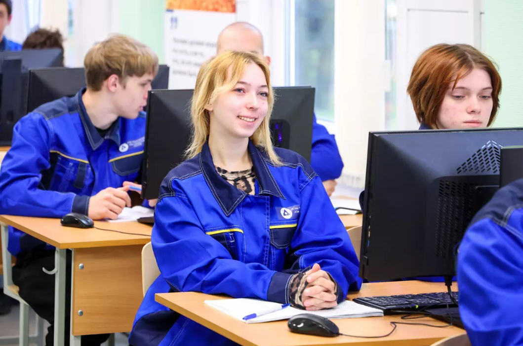 В Колпино открыли новый учебно-лабораторно-производственный центр «Промтех»