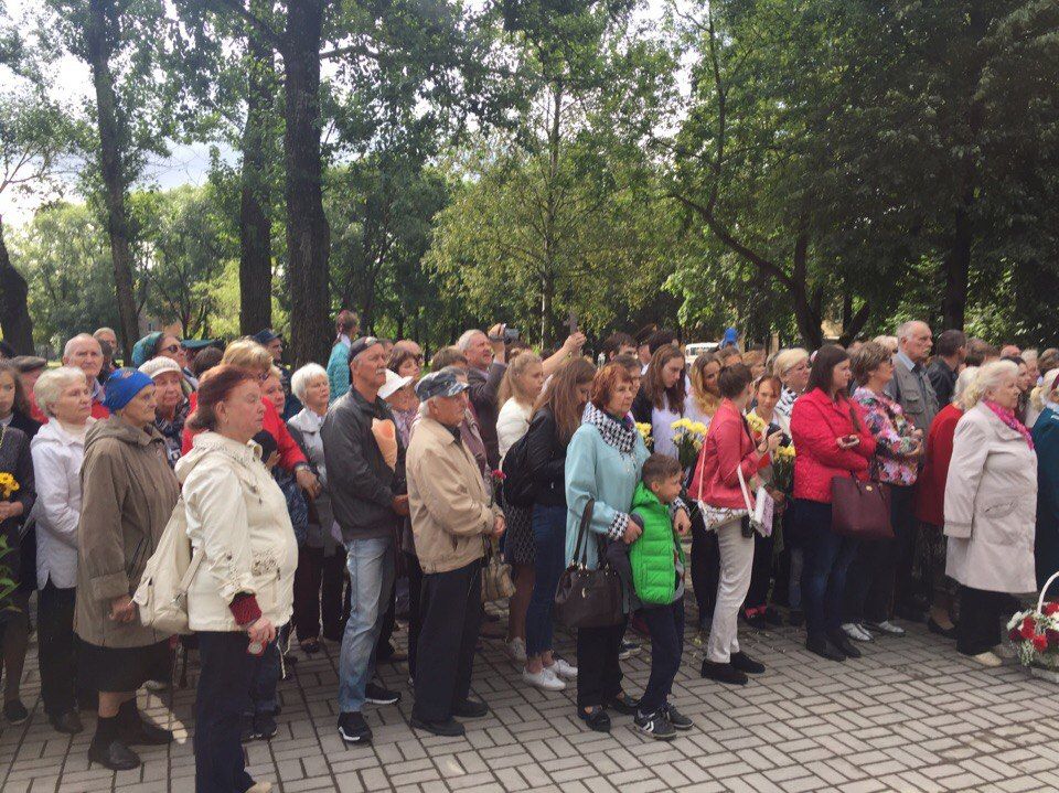 В Колпино увековечили подвиги российских защитников мирного населения в локальных войнах