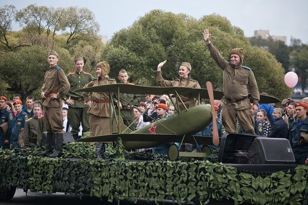 Жители Колпино отметили 294-ю годовщину со дня основания города