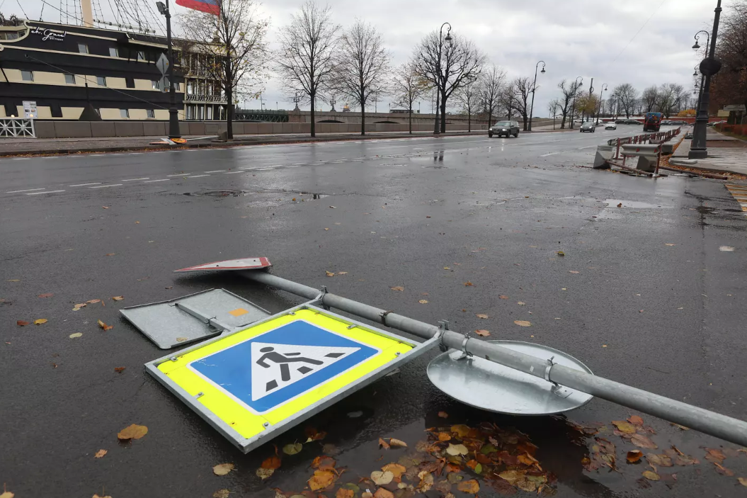 Усиление ветра ожидается в Петербурге