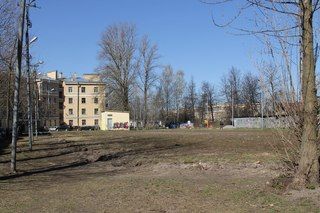 Муниципалитет строит новый хоккейный корт