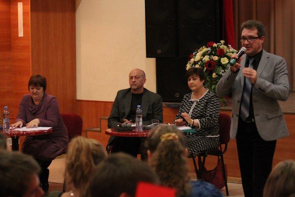 "Семья - это ценно!"