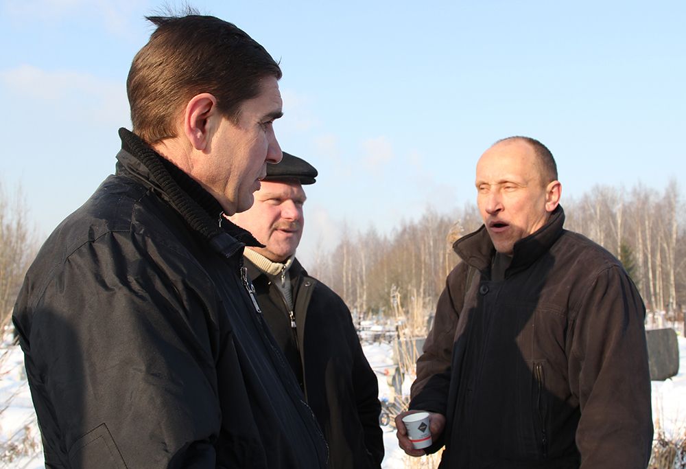 15 февраля – юбилей вывода Советских войск из Афганистана. Воинских почестей погибшим воинам отдано не будет. Но в Колпине к каждой могиле придут братья по оружию