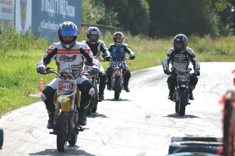 Видео с 4 этапа Russian Scooter Trophy 2014, прошедшего в Колпино Видео с 4 этапа Russian Scooter Trophy 2014, прошедшего в Колпино