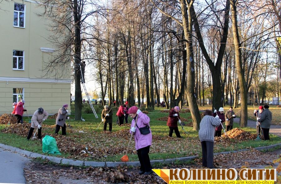 День благоустройства в сквере у муниципалитета