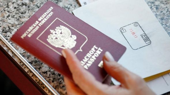 Путин подписал закон об увеличении госпошлин на загранпаспорт и водительские права Путин подписал закон об увеличении госпошлин на загранпаспорт и водительские права