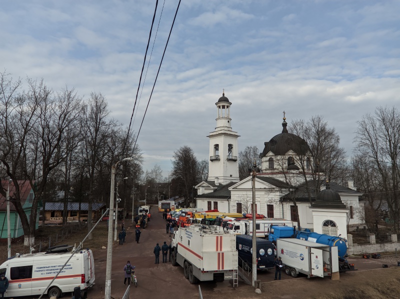 Колпинский район. Командно-штабные учения паводок. Учения МЧС сегодня в Усть Ижоре. Подъезжая под Ижоры картинки.