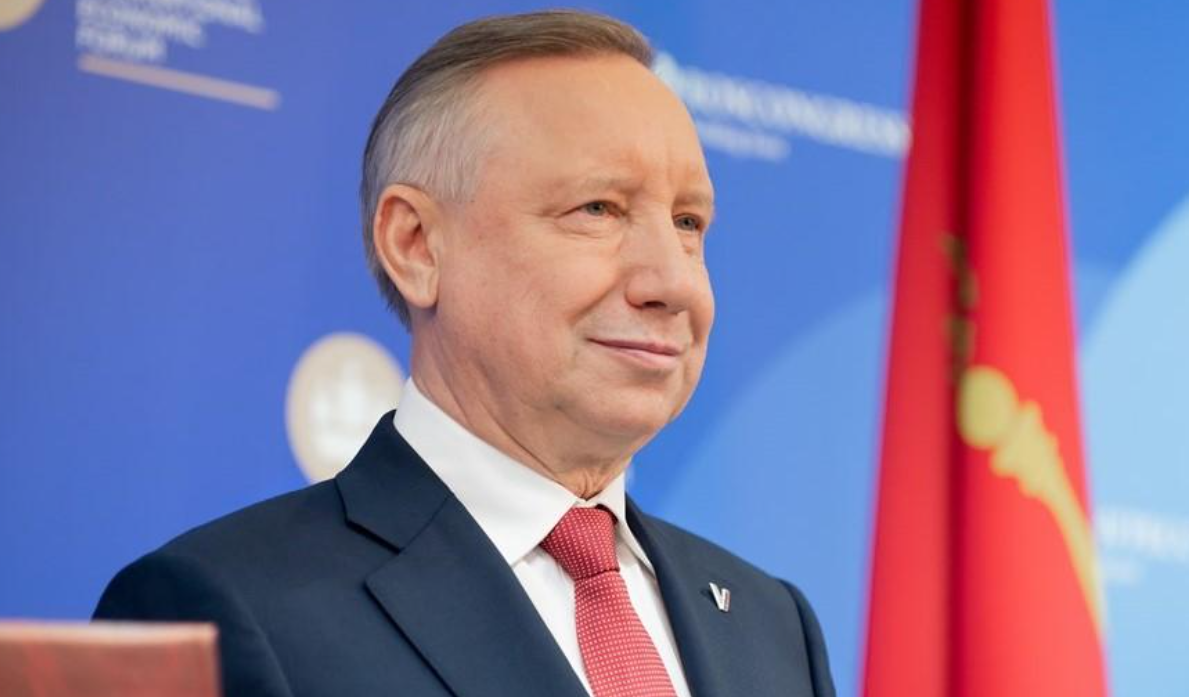 Беглов поздравил учителей и школьников с Днём знаний