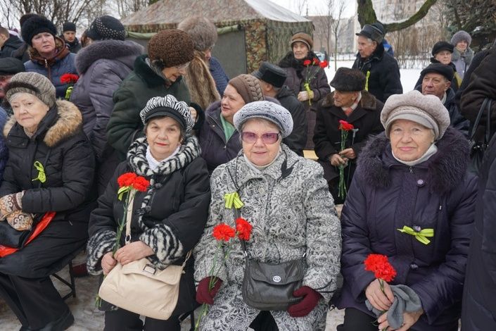 В Колпинском районе прошли мероприятия, посвященные 72-й годовщине полного освобождения Ленинграда от фашистской блокады