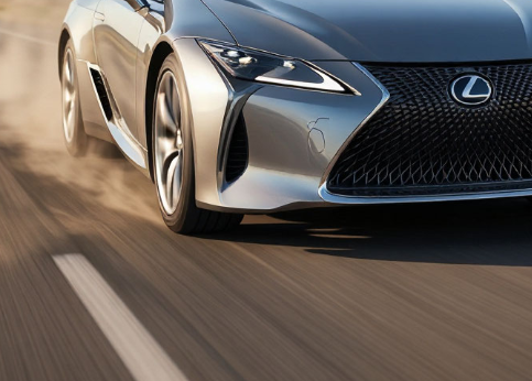 Продажи новых Lexus выросли в России на 90%