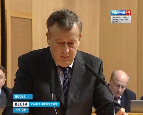 Александр Дрозденко планирует баллотироваться на пост губернатора от партии «Единая Россия» и рассчитывает на явку 50% Александр Дрозденко планирует баллотироваться на пост губернатора от партии «Единая Россия» и рассчитывает на явку 50%