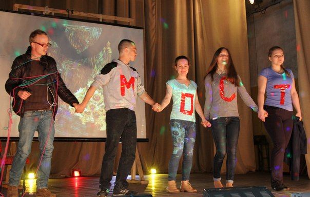 Мост в будущее строит Центр СИ