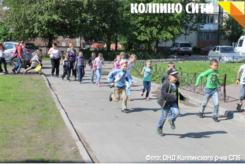 Тренировки по эвакуации в детских лагерях Колпинского района