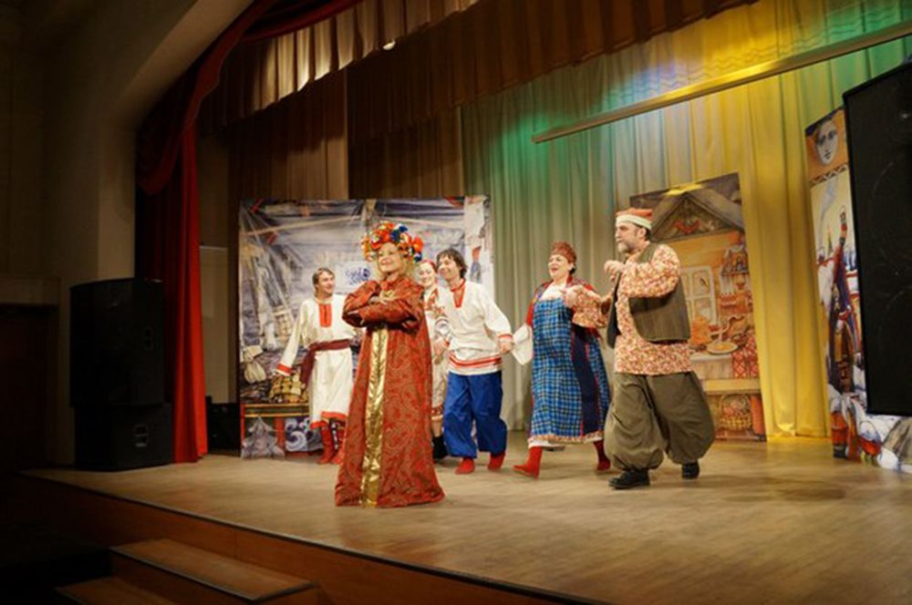 Завершился показ спектакля "Снегурочка" в исполнении Театра "Новое Поколение"
