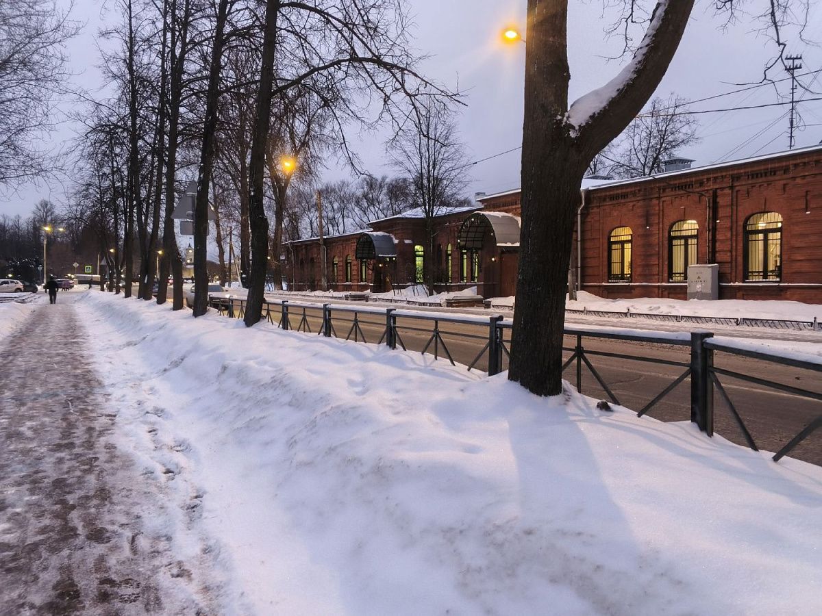 В Колпинском районе искали безбилетников в общественном транспорте