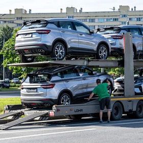 Продажи легковых авто в России останутся на уровне 1,3 млн в 2026 году Продажи легковых авто в России останутся на уровне 1,3 млн в 2026 году