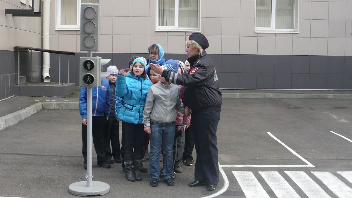 В новом автогородке прошли занятия для учеников начальной школы