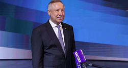 Беглов поздравил петербуржцев с Новым годом и рассказал об итогах