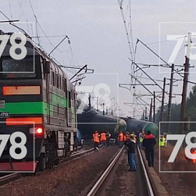 Из-за сошедшего поезда в Ленобласти отменены семь электричек