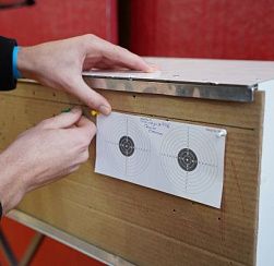 В Молодёжном центре «Ровесник» прошли соревнования по военно-спортивному многоборью