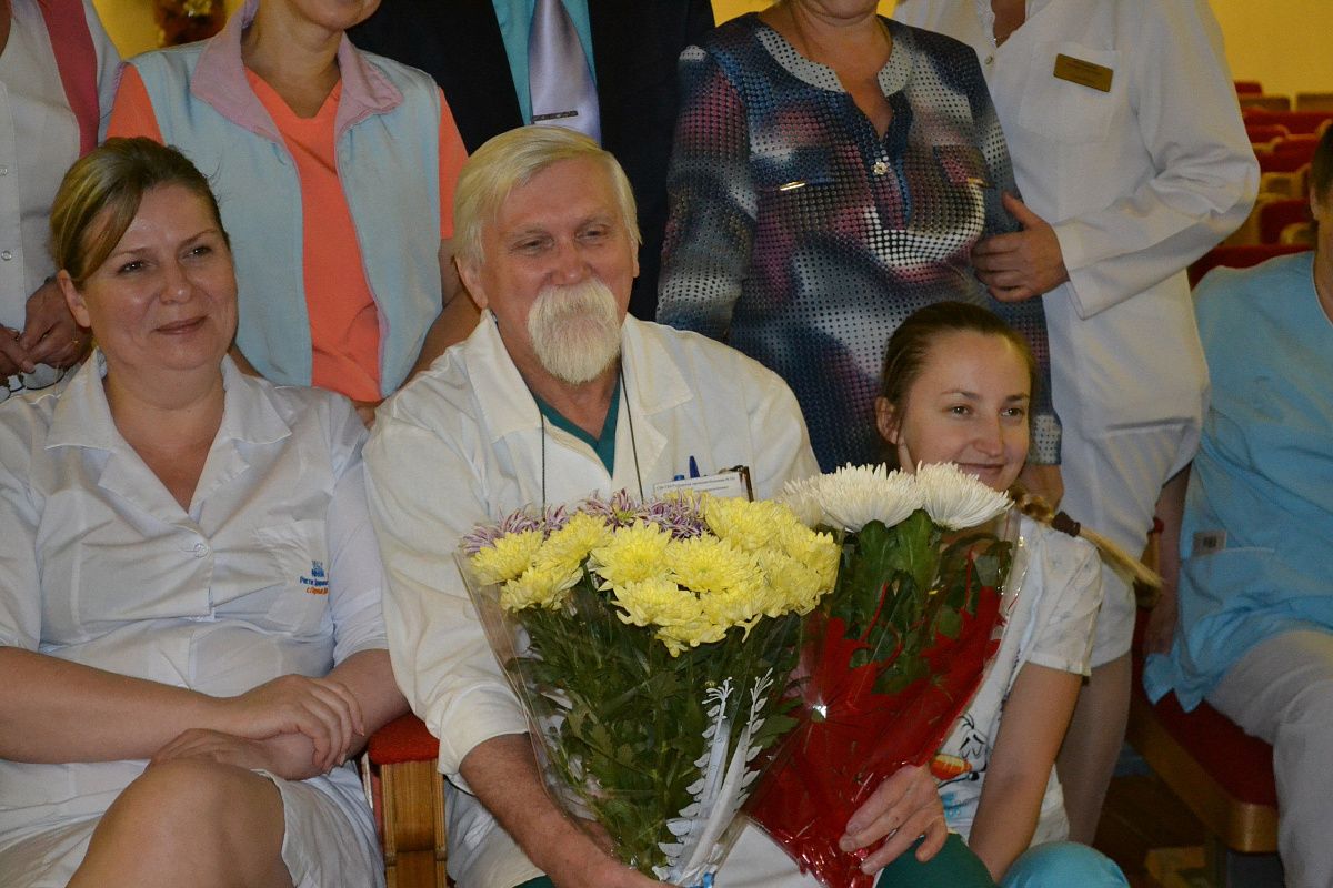 Колпинскому айболиту 70 лет