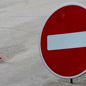 Две полосы и съезд перекроют на КАД в ночь на 1 июня