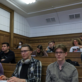 Выпускников юридических вузов хотят обязать работать по специальности