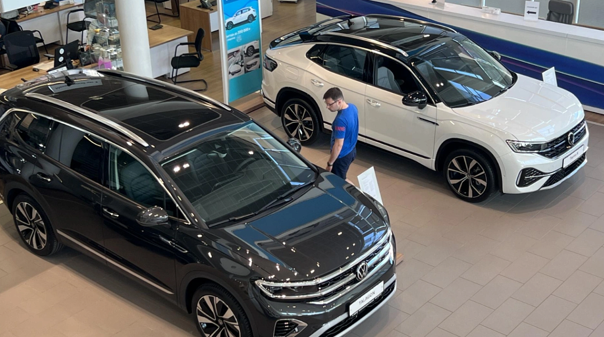 В РФ зафиксировали снижение стоимости б/у иномарок