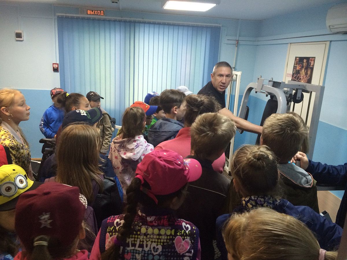 В Колпино прошли мастер-классы по боксу и каратэ