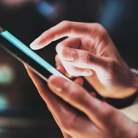 Мошенники придумали новую аферу с новогодними открытками